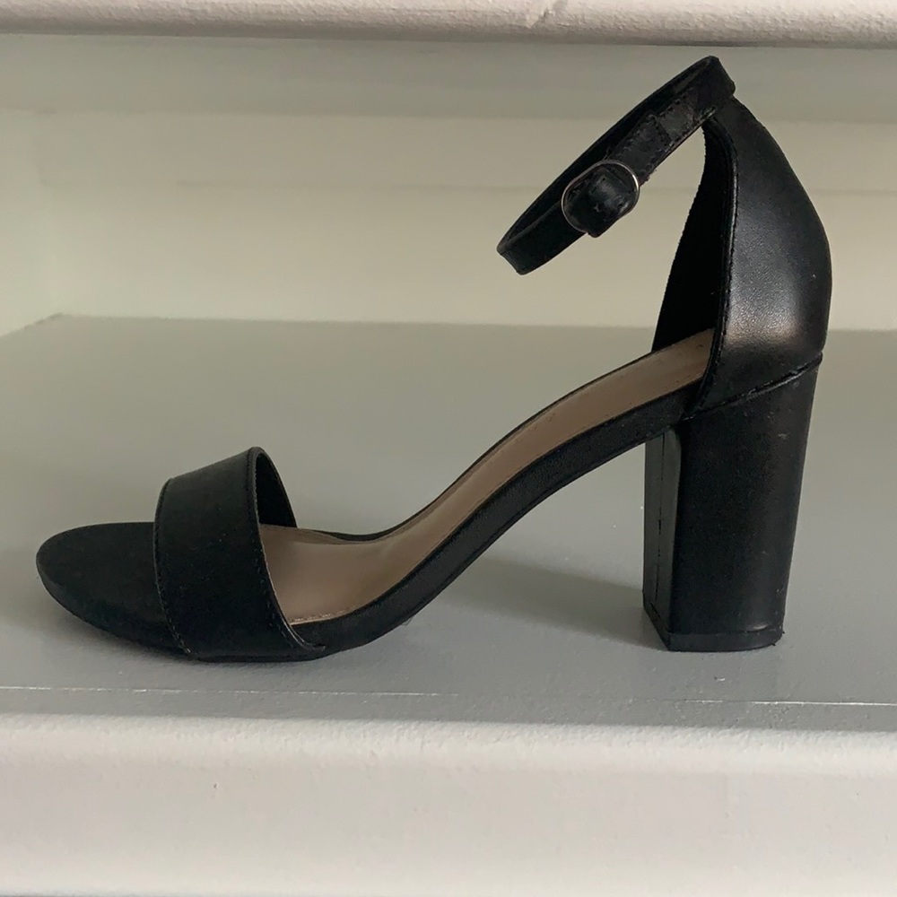 Kelly & Katie Black Ankle Strap Heels